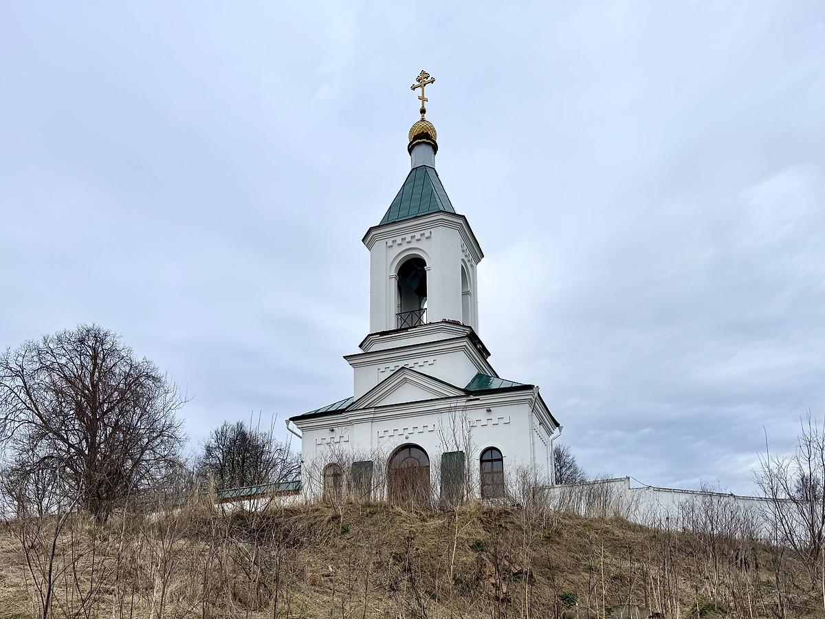Вид с берега Днепра, фасады. Богоявленский Кутеинский мужской монастырь. Колокольня, Орша (Оршанский район, Беларусь, Витебская область)
