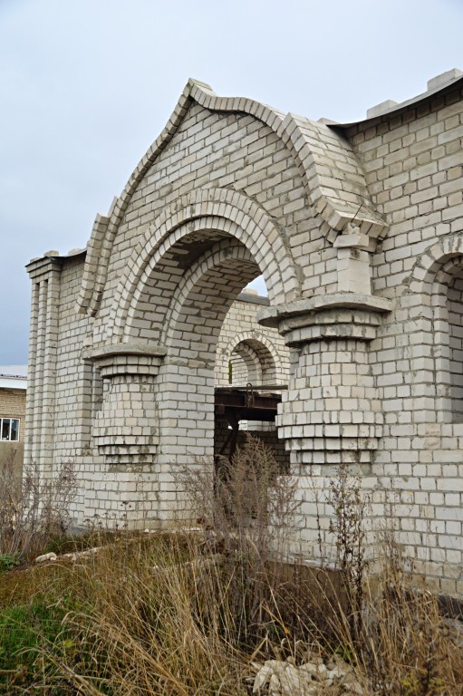 Стрелица. Церковь Владимира равноапостольного (строящаяся). документальные фотографии