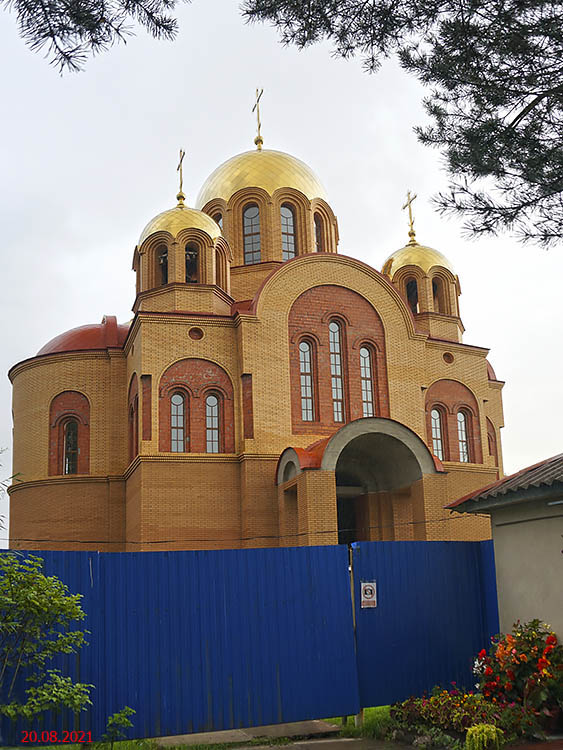 Кировск. Церковь Усекновения главы Иоанна Предтечи (новая). фасады