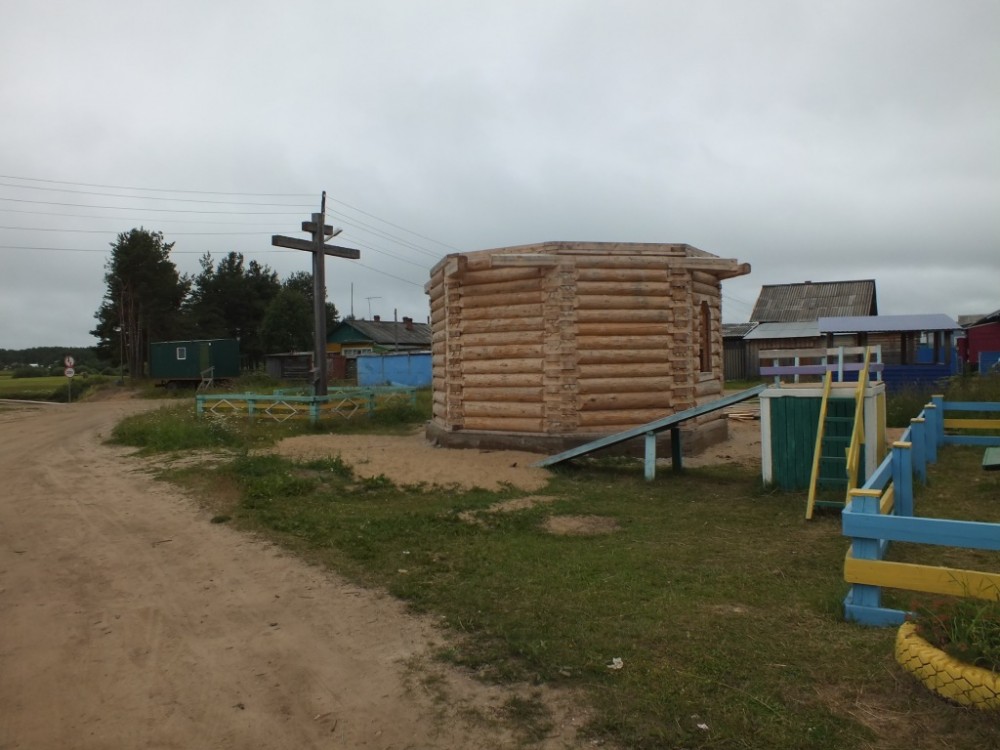 Село сура пинежский район. Поселок Сура Архангельская область Пинежский район. Село Сура Пинежский район Архангельская область. Храм в Суре Пинежского района Архангельской области.