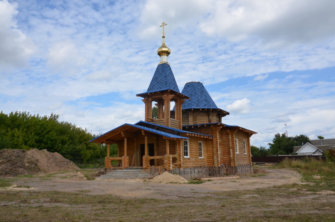 Погар. Церковь Успения Пресвятой Богородицы (строящаяся). документальные фотографии