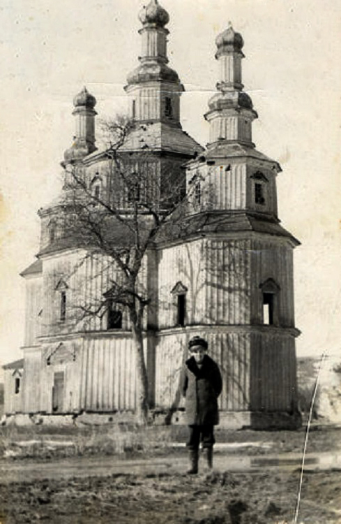 Церковь Димитрия Солунского, Русское Поречное (Суджанский район, Курская область). архивная фотография, Частная коллекция. Фото 1950-х годов