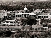 Церковь Воздвижения Креста Господня при Кадетском корпусе, Предыдущая утраченная церковь при Вольском кадетском корпусе. Фото с сайта http://volsk-blago.ru/xramy-volskogo-blagochiniya/xram-vozdvizheniya-chestnago-i-zhivotvoryashhego-kresta-gospodnya/<br>, Вольск, Вольский район, Саратовская область