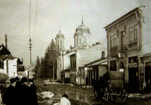 Церковь Параскевы Сербской, Питешти (Арджеш, Румыния). архивная фотография, Вид на храм с улицы. Фото 1941 г. с аукциона e-bay.de