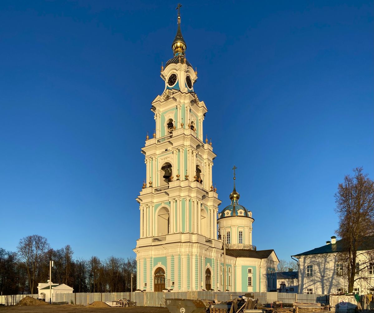 Собор Богоявления Господня в Кремле (новый), Кострома (Кострома, город, Костромская область). фасады, Вид с юго-запада, ракурс будет перекрыт с постройкой реплики Успенского собор