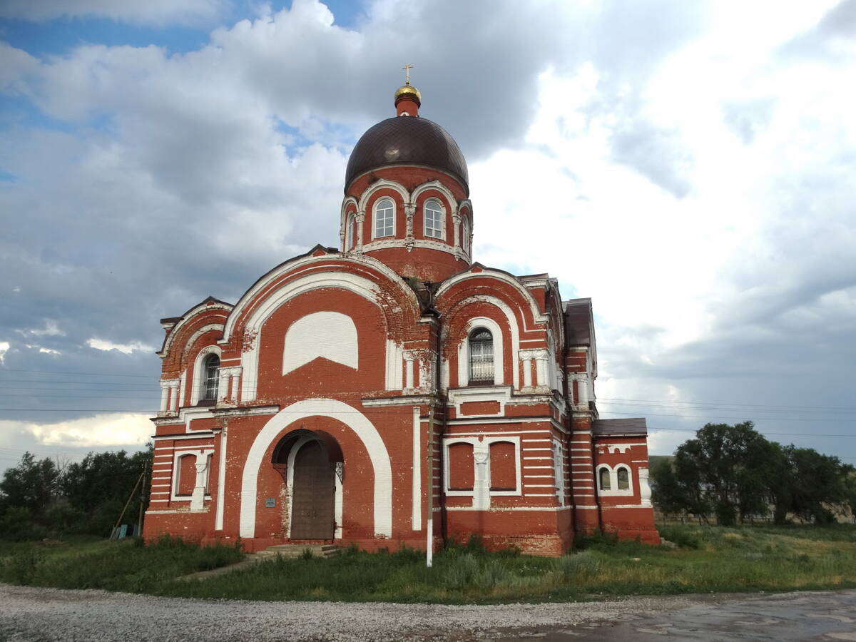 Церковь Покрова Пресвятой Богородицы, Сокур (Татищевский район, Саратовская область). фасады