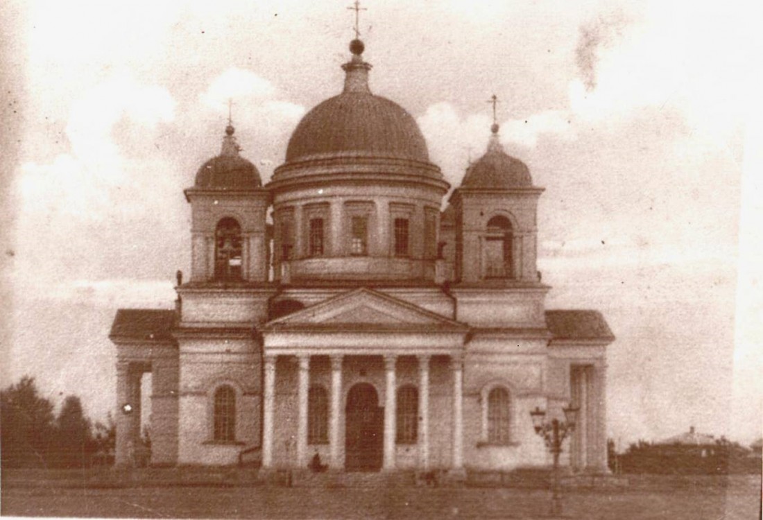 Новоузенск. Собор Покрова Пресвятой Богородицы. архивная фотография, Фото нач. 20 в. Источник: oldsaratov.ru/photo/gubernia/11615