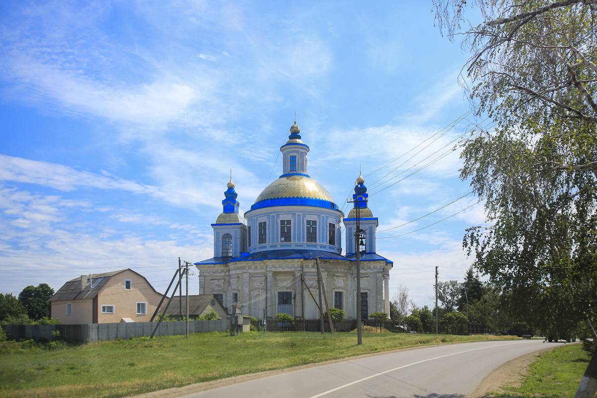 Церковь Успения Пресвятой Богородицы, Осиново (Новопсковский район, Украина, Луганская область). общий вид в ландшафте