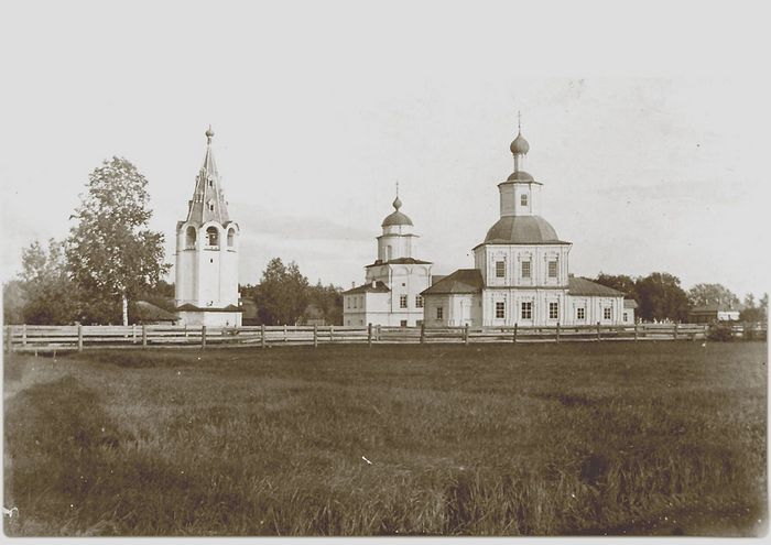 Вологда. Храмовый комплекс Владимирского прихода. архивная фотография