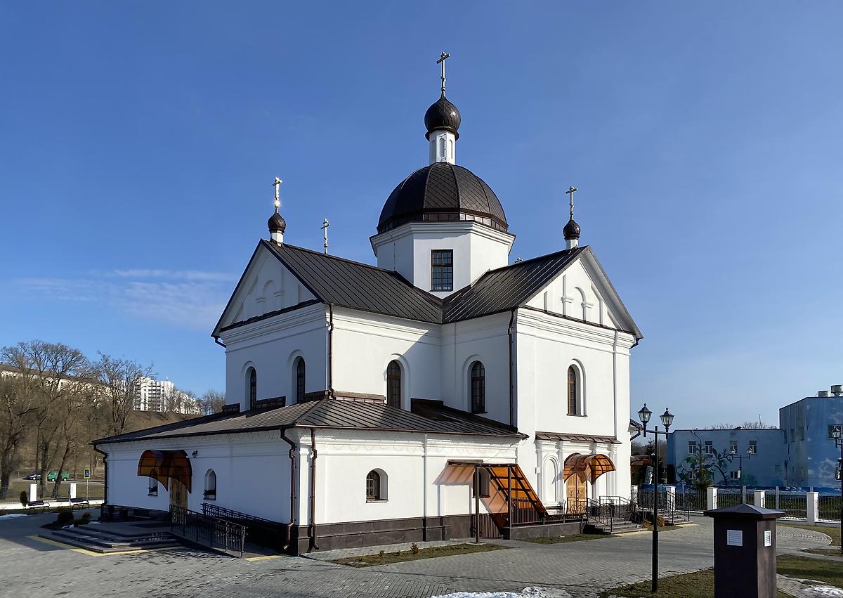 Вид с юго-запада, фасады. Церковь Покрова Пресвятой Богородицы (новая), Могилёв (Могилёв, город, Беларусь, Могилёвская область)