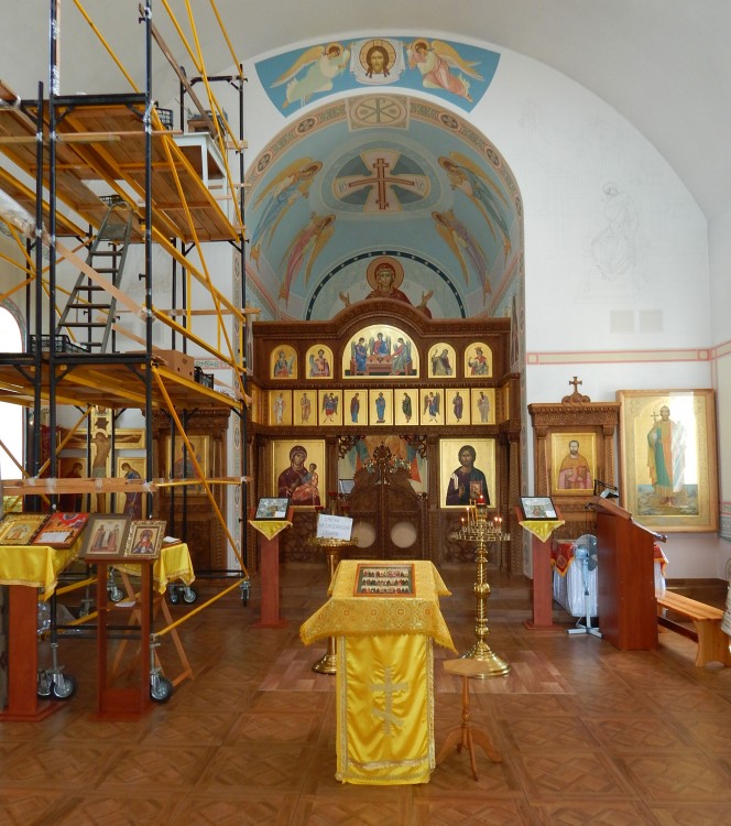 Церковь Романа Исповедника, Севастополь (Нахимовский район, г. Севастополь). интерьер и убранство