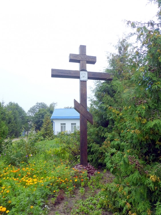 Слуцк. Слуцкий Софийский монастырь. дополнительная информация, Поклонный крест