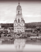 Сарапул. Петра и Павла в колокольне церкви Покрова Пресвятой Богородицы, церковь