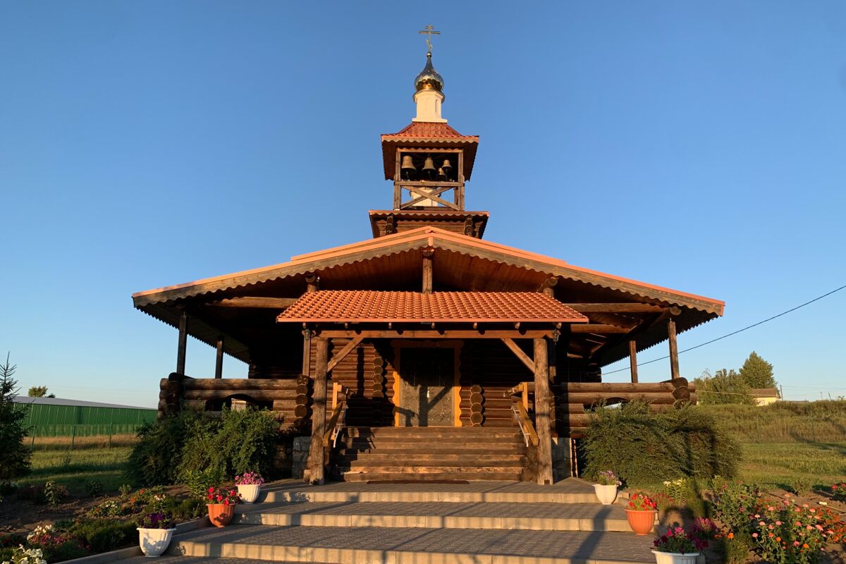 Церковь Георгия Победоносца, Кругловка (Нехаевский район, Волгоградская область). фасады