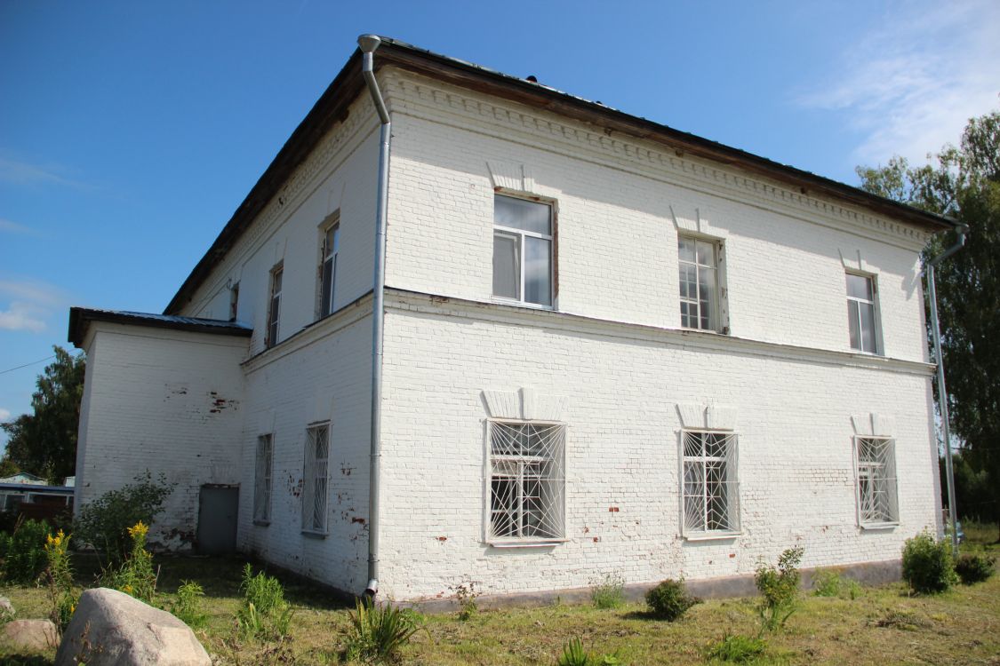 Успенский Вауловский скит. Домовая церковь Иоанна Кронштадтского, Ваулово (Тутаевский район, Ярославская область). фасады
