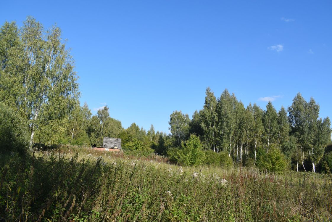 Церковь Бориса и Глеба, Ляпуново (Тарусский район, Калужская область). дополнительная информация, Предполагаемое храмовое место согласно карте Генерального межевания Тарусского уезда 1782 г. (вид с южной стороны)