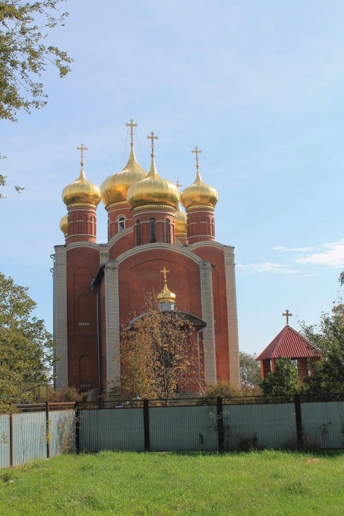 Церковь Покрова Пресвятой Богородицы, Птичье (Изобильненский район, Ставропольский край). фасады