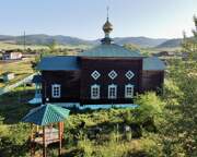 Церковь Троицы Живоначальной, Южный фасад<br>, Верхний Мангиртуй, Бичурский район, Республика Бурятия