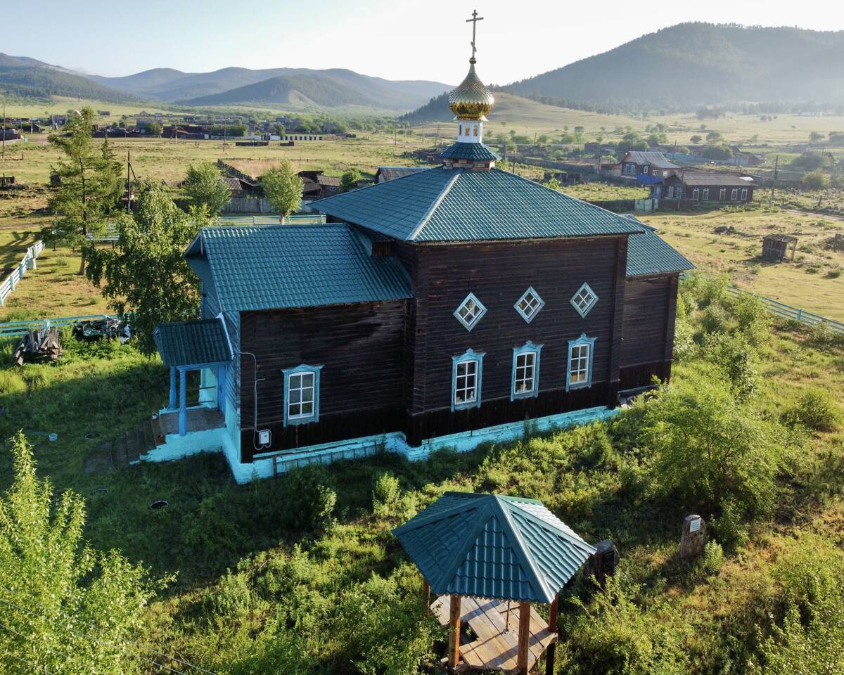 Церковь Троицы Живоначальной, Верхний Мангиртуй (Бичурский район, Республика Бурятия). фасады, Вид с ЮЗ