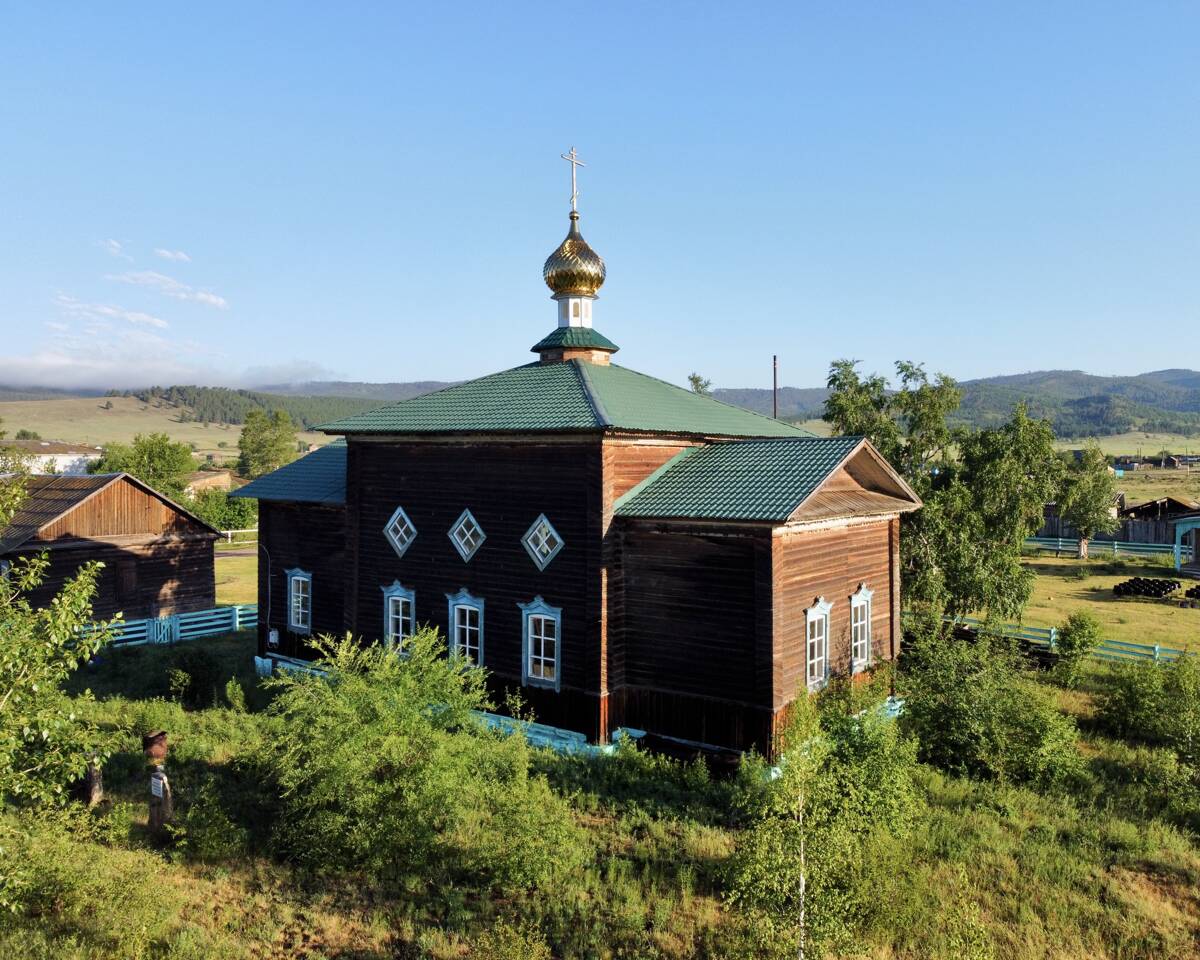 Церковь Троицы Живоначальной, Верхний Мангиртуй (Бичурский район, Республика Бурятия). фасады, Вид с ЮВ