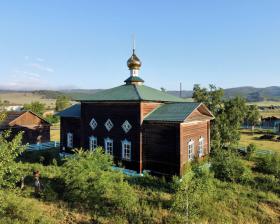Верхний Мангиртуй. Церковь Троицы Живоначальной