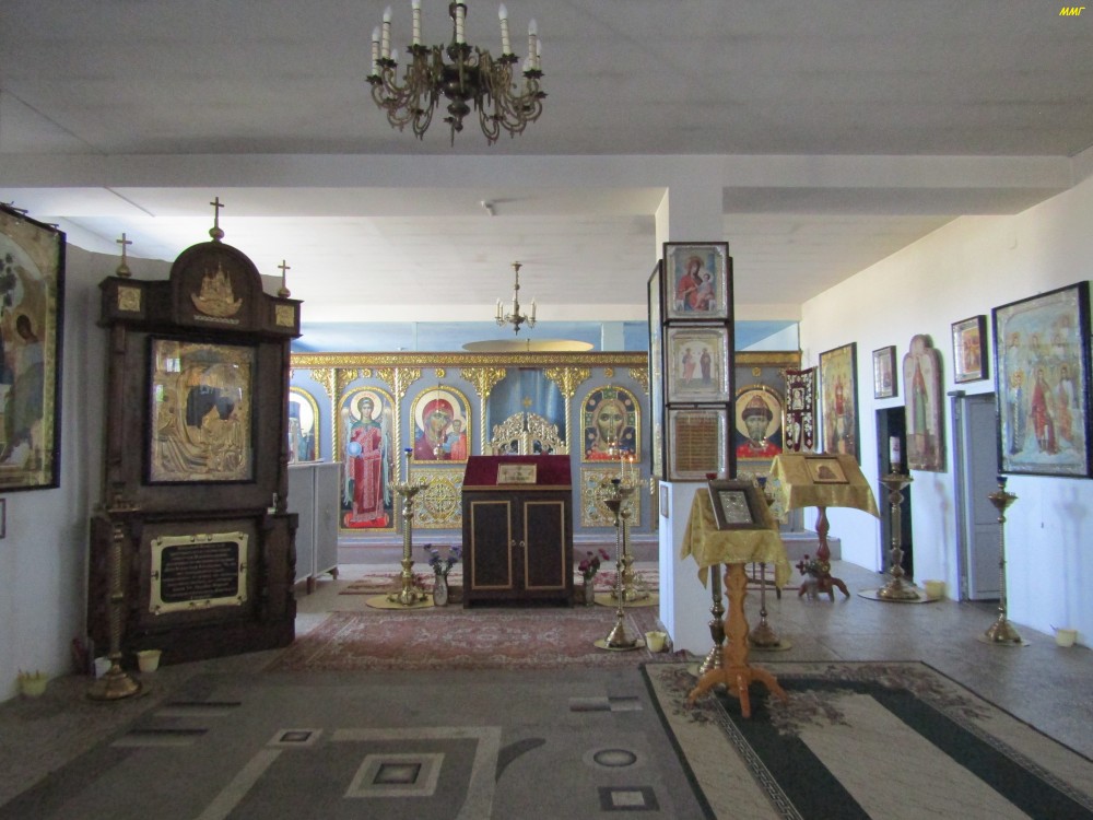 Церковь Казанской иконы Божией Матери, Орск (Орск, город, Оренбургская область). интерьер и убранство, Внутреннее убранство храма.