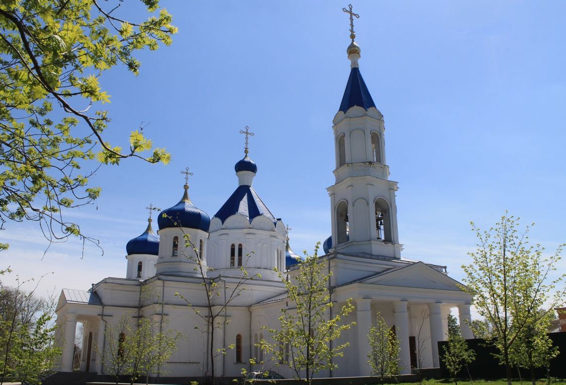 Церковь Покрова Пресвятой Богородицы, Труновское (Труновский район, Ставропольский край). фасады, Фасады