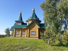 Городище. Церковь Троицы Живоначальной (новая)