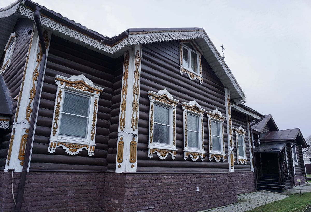 архитектурные детали. Церковь Иверской иконы Божией Матери при доме-музее Афанасия Ковровского, Петушки (Петушинский район, Владимирская область)