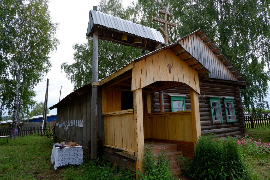 Домовая церковь Георгия Победоносца, Пуксиб (Коми-Пермяцкий округ, Косинский район, Пермский край). фасады