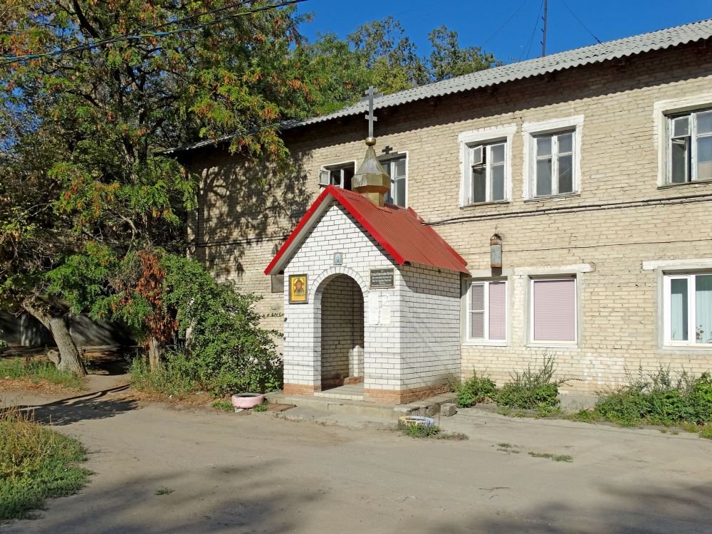 Волгоград. Церковь Амвросия Оптинского в Весёлой Балке. фасады
