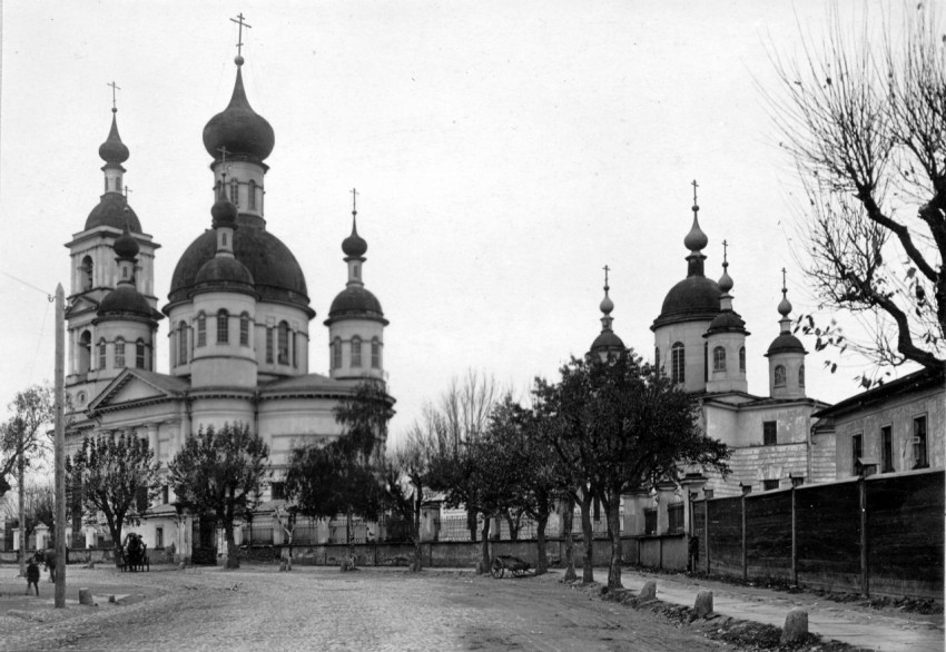 Храмовый комплекс Введенской единоверческой общины у Салтыкова моста, Лефортово (Юго-Восточный административный округ (ЮВАО), г. Москва). архивная фотография