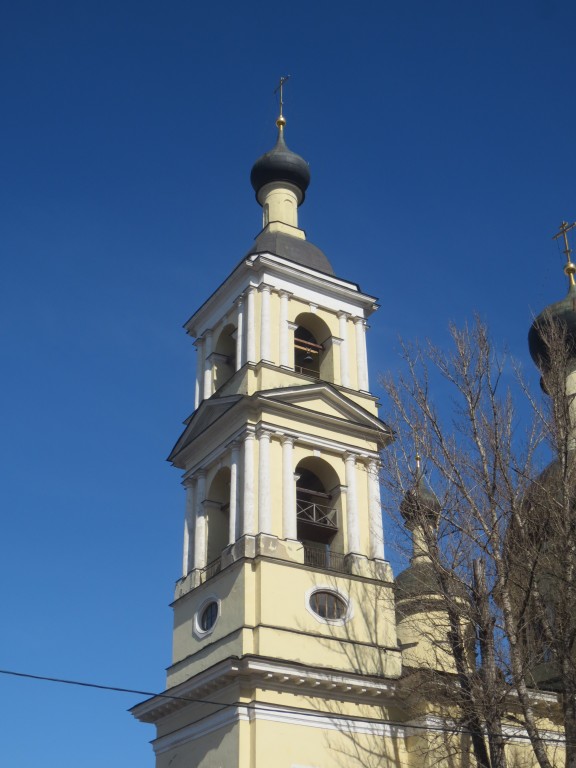 Храмовый комплекс Введенской единоверческой общины у Салтыкова моста, Лефортово (Юго-Восточный административный округ (ЮВАО), г. Москва). архитектурные детали, Колокольня