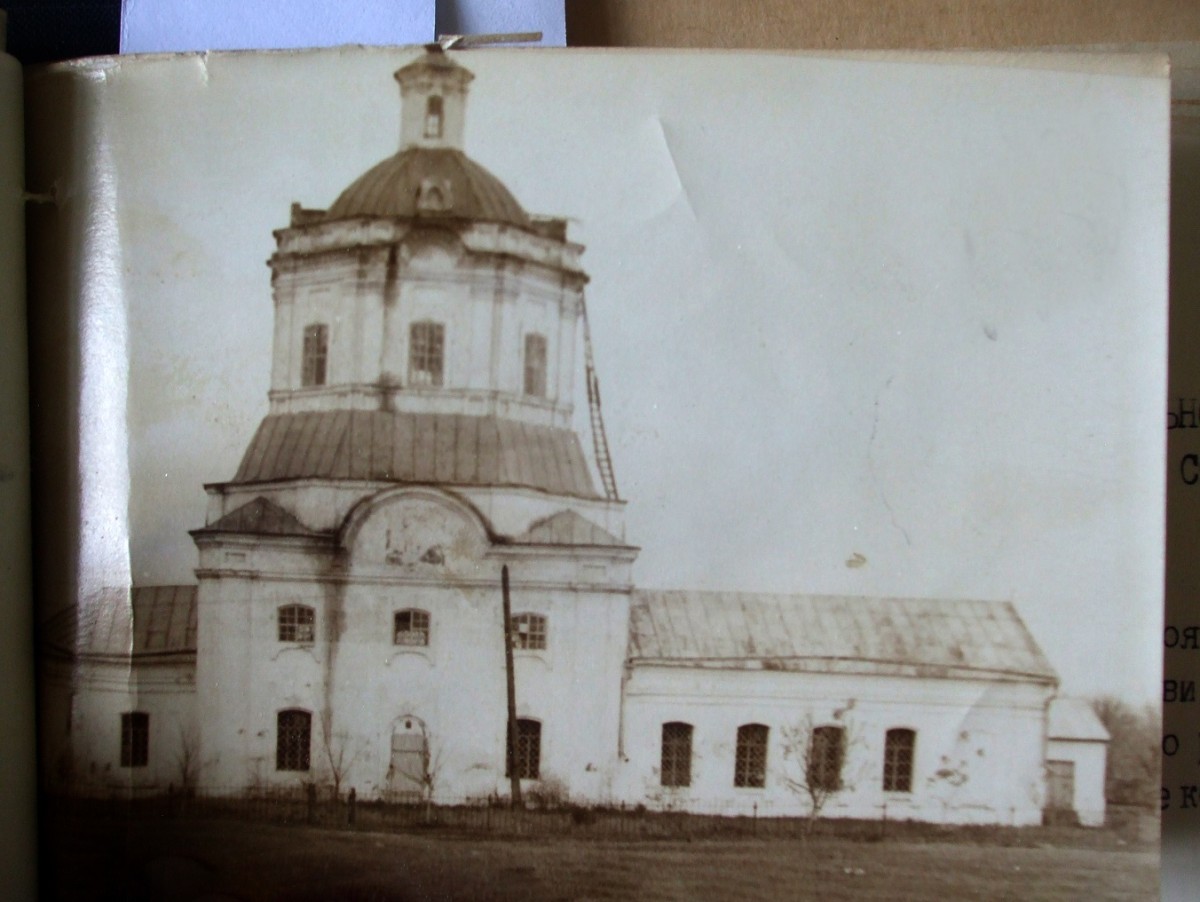 Церковь Рождества Христова, Митякинская (Тарасовский район, Ростовская область). архивная фотография, Северный фасад. Фото 1950-х годов из приходского архива