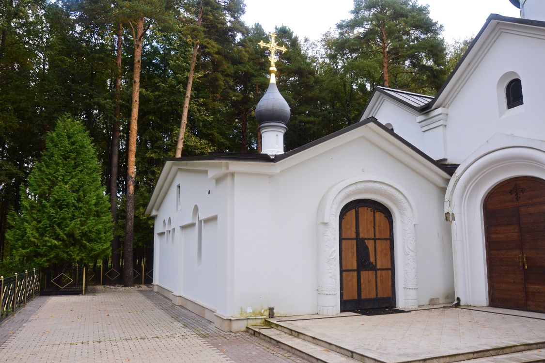 Крестильная церковь Сергия Радонежского, Королёв (Пушкинский район и гг. Ивантеевка, Королёв, Московская область). художественные фотографии