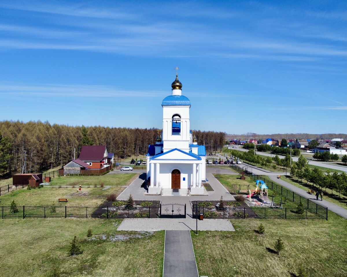 Церковь Успения Пресвятой Богородицы (новая), Балахта (Балахтинский район, Красноярский край). фасады, Вид с запада