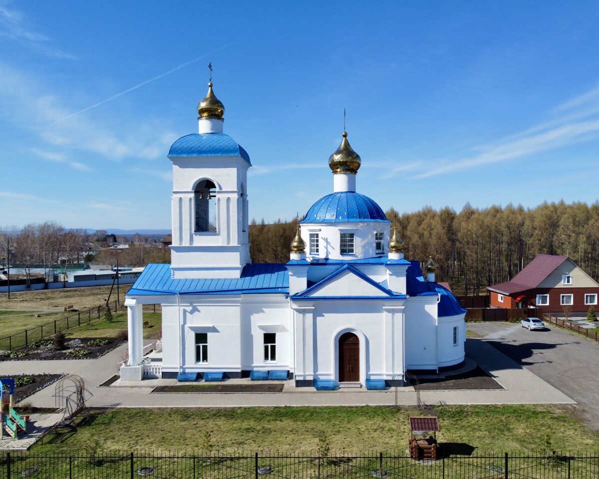 Церковь Успения Пресвятой Богородицы (новая), Балахта (Балахтинский район, Красноярский край). фасады, Южный фасад