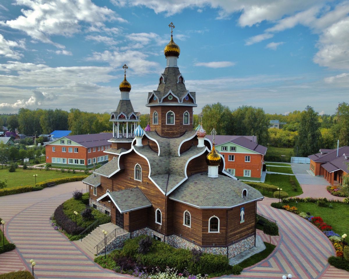 Церковь Богоявления Господня, Бердск (Бердск, город, Новосибирская область). фасады, Вид с ЮВ