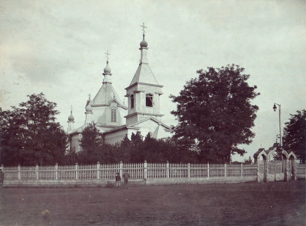 Церковь Сошествия Святого Духа, Ленинградская (Ленинградский район, Краснодарский край). архивная фотография, Фото 1909-1911 гг. из фондов Краснодарского государственного историко-археологического музея-заповедника им. Е.Д. Фелицына