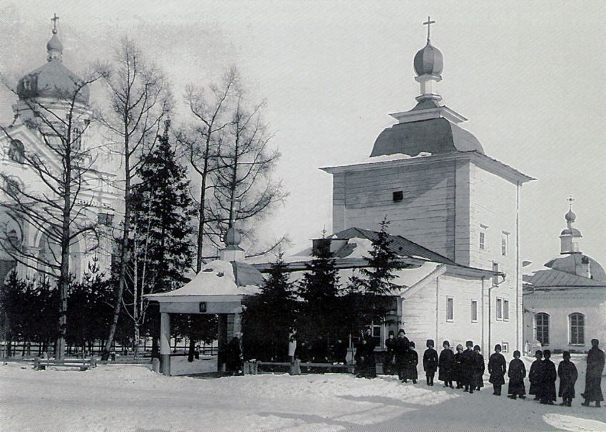 Иркутск. Вознесенский монастырь. Церковь Тихвинской иконы Божией Матери. архивная фотография, Фото 1910 год. С сайта http://irkipedia.ru/