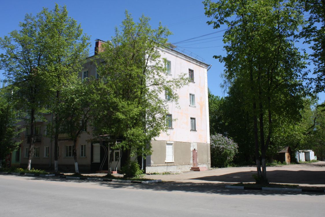 Церковь Рождества Христова, Ржев (Ржевский район и г. Ржев, Тверская область). фасады, Вид на церковное место с юго-запада.