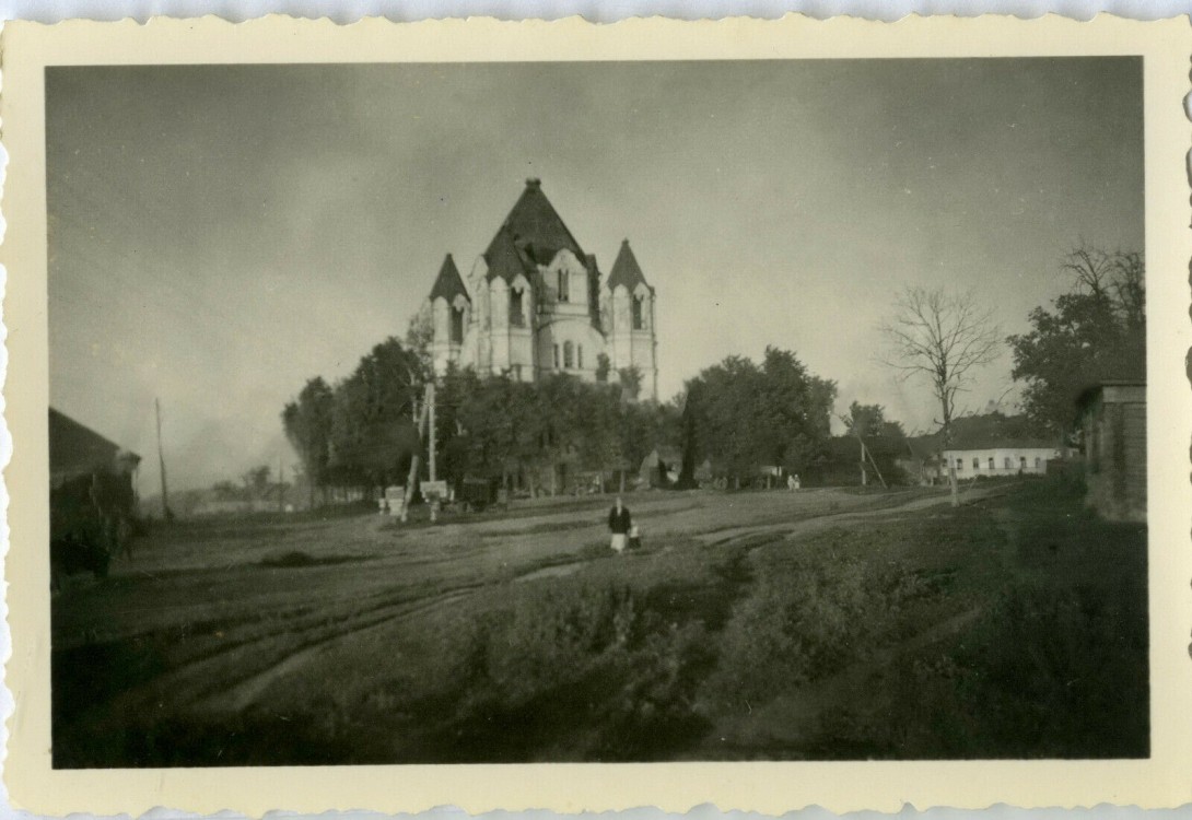 Зикеево. Церковь Флора и Лавра (старая). архивная фотография, Фото 1941 г. с аукциона e-bay.de