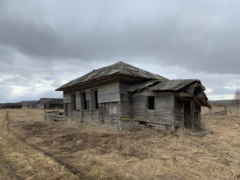 Любовица. Часовня Евфимия и Харитона Сямженских. фасады