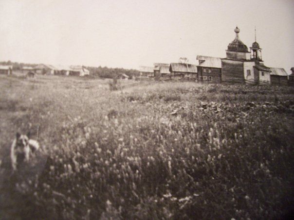 Часовня Иоанна Предтечи, Карбатово (Онежский район, Архангельская область). архивная фотография, Фото 1960-х гг. Источник: onegaonline.ru