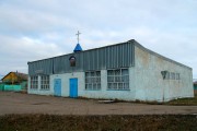 Неизвестная церковь, в левой части здания магазин, в правой - церковь<br>, Россошки, Репьёвский район, Воронежская область
