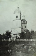 Церковь Введения во храм Пресвятой Богородицы (старая), Фото нач. 20 в. Источник: ulpressa.ru/2018/03/30/utrachennyie-hramyi-simbirsko-ulyanovskogo-kraya-na-staryih-fotografiyah-derevyannaya-vvedenskaya-tserkov-v-sele-lava-1876-posle-1955/<br>, Лава, Сурский район, Ульяновская область