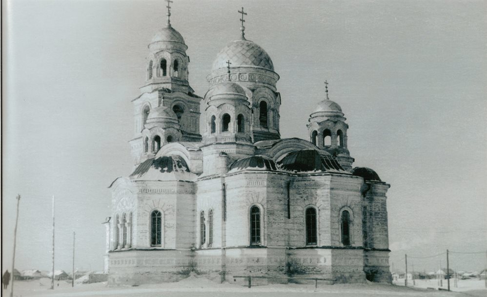 Церковь Покрова Пресвятой Богородицы (старая), Чердаклы (Чердаклинский район, Ульяновская область). архивная фотография, Фото сер. 20 в. Источник: uliyanovsk.bezformata.com/listnews/hrami-ulyanovskoj-oblasti-kak/70527225/?amp=1