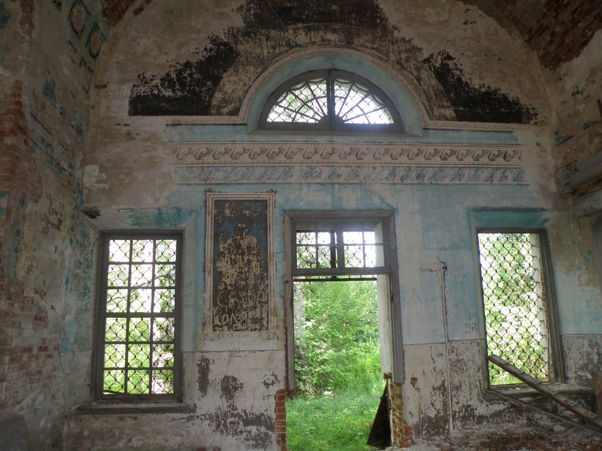Церковь Рождества Пресвятой Богородицы, Ефремье (Ефремий Ширь) (Парфеньевский район, Костромская область). интерьер и убранство