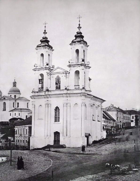 Церковь Воскресения Христова (старая), Витебск (Витебск, город, Беларусь, Витебская область). архивная фотография, Пересечение рыночной площади с улицей Ужорской(?). Фотограф Сигизмунд Юрковский. Витебский областной краеведческий музей 