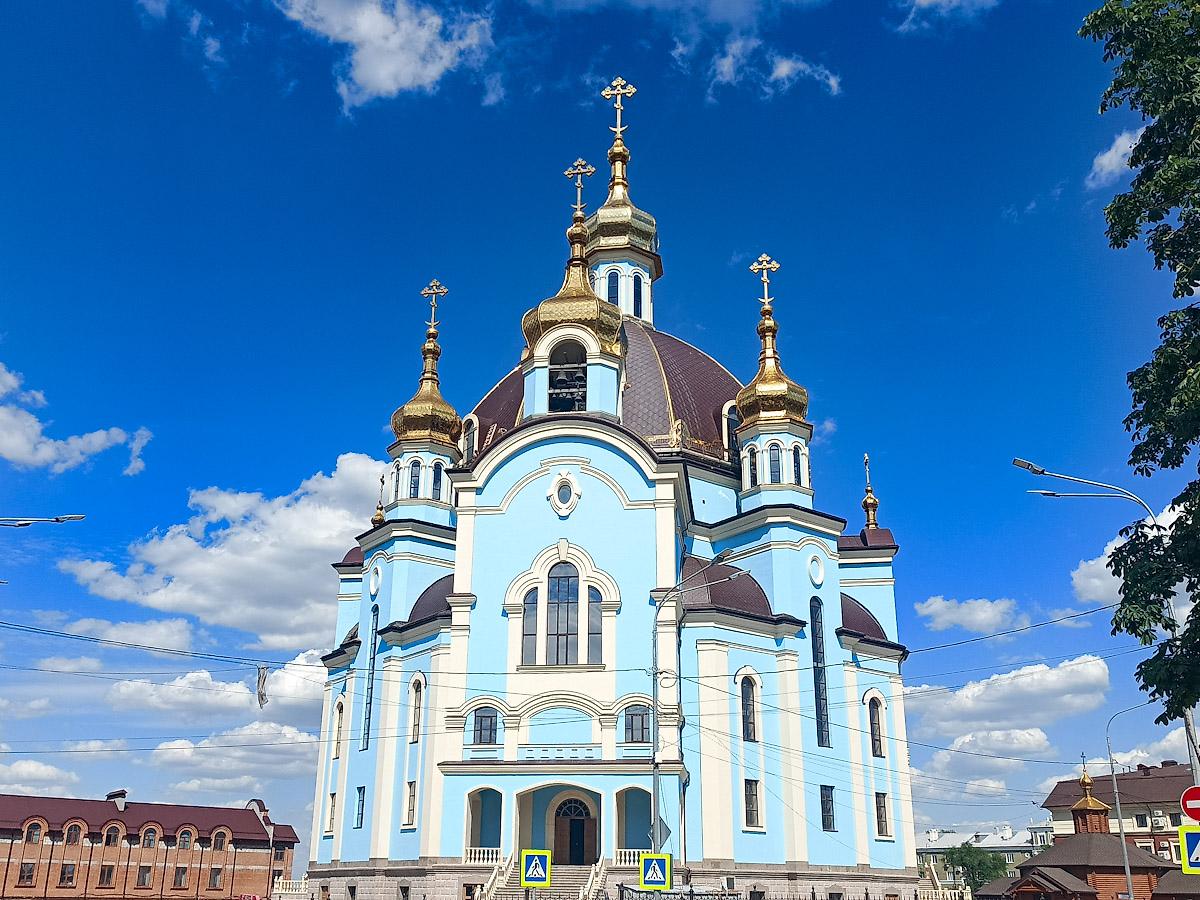 фасады. Собор Покрова Пресвятой Богородицы, Мариуполь (Мариупольский район, Украина, Донецкая область)